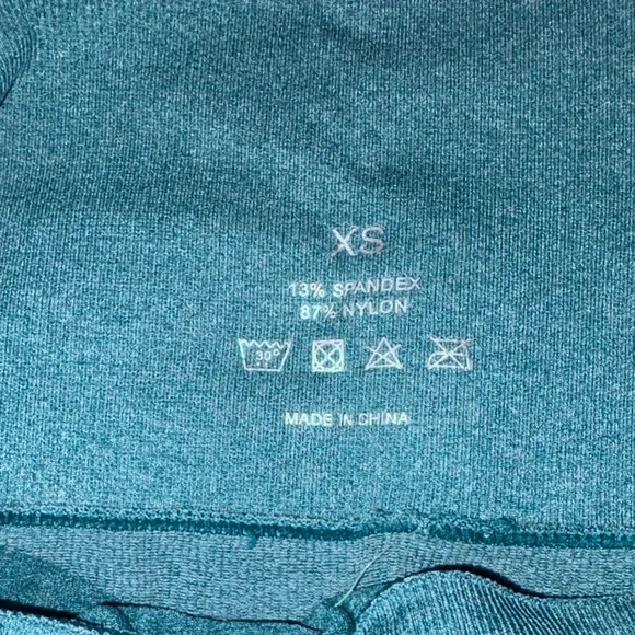 NVGTN Forest Green Contour Seamless Workout Leggings | XS - Picture 3 of 5